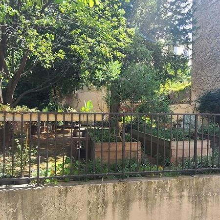 Studio Au Coeur Historique De Montpellier, 2 Personnes Et Wifi Exterior foto