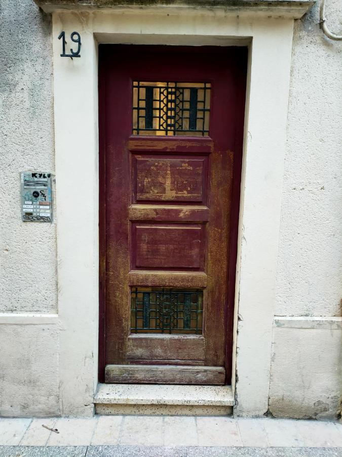 Studio Au Coeur Historique De Montpellier, 2 Personnes Et Wifi Exterior foto