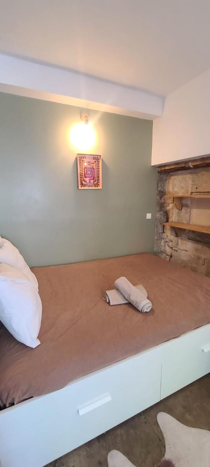 Studio Au Coeur Historique De Montpellier, 2 Personnes Et Wifi Exterior foto