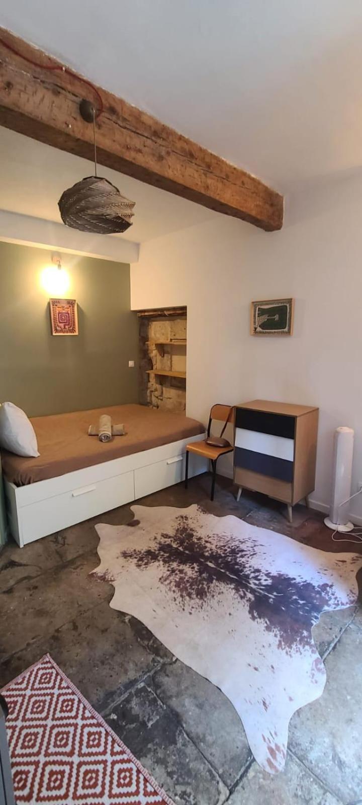 Studio Au Coeur Historique De Montpellier, 2 Personnes Et Wifi Exterior foto